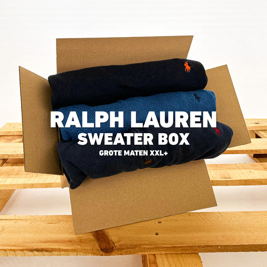 Selectie van premium Ralph Lauren XXL+ knitwear in een doos, inclusief navy en blauwe truien met contrasterende paardjes-logo's.